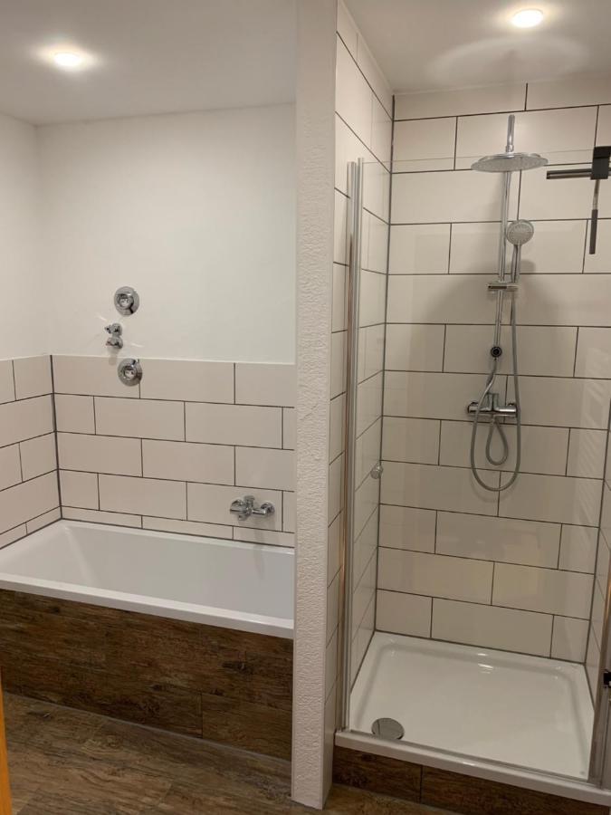Eisenbahn Appartement Rheinmunster Buitenkant foto